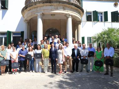 El Consell de Mallorca lliura 230 ordinadors portàtils a 46 ajuntaments amb càrrec als Fons Europeus Next Generation