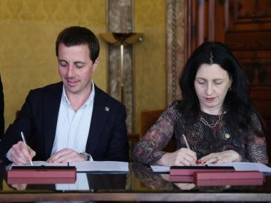 El Consell de Mallorca i la UNED Illes Balears signen un conveni de col·laboració per ampliar la formació dels treballadors dels ajuntaments